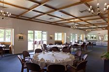 Dining at Discovery Settlers Hotel, Whangarei
